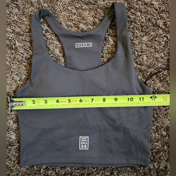 NWT House iD Dark Grey Cropped Sports Bra Tank XS - Picture 3 of 5